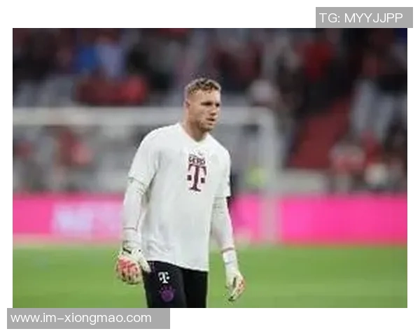 罗马诺透露佩雷茨体检已通过南安普顿850万欧元买断条款生效